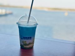 -抱抱地球咖啡馆(国家海洋博物馆店)