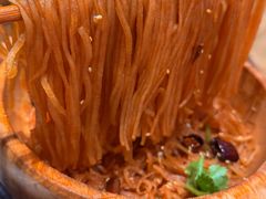 -小董哥烤串·爆汁大油边(故宫店)
