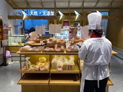 面包甜点陈列柜-西村叔叔的店·面包·甜品·蛋糕(崂山丽达店)