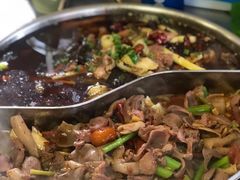 鸳鸯锅-胖娃古镇鸡杂(磁器口总店)