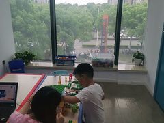 -凤凰机器人乐高编程活动中心(星湖校区)