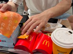 -麦当劳(星光行店)