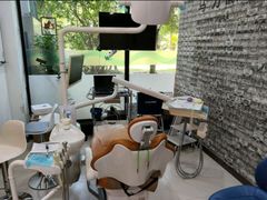 -维乐口腔(格林门诊长宁店)