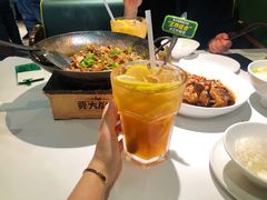 大王冰柠檬茶-费大厨辣椒炒肉(高铁吾悦广场店)