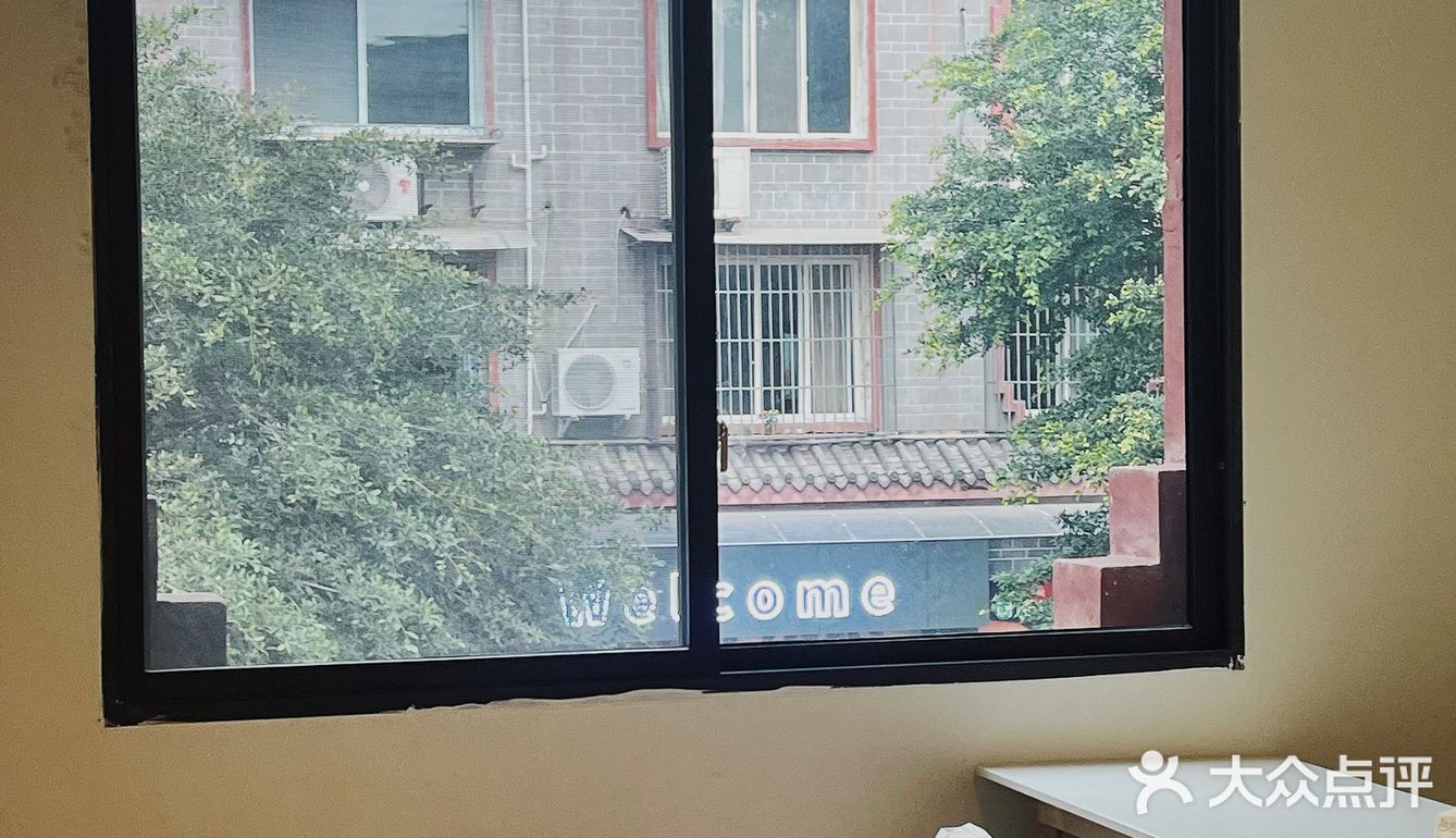 五通桥钟楼附近的宝藏咖啡馆