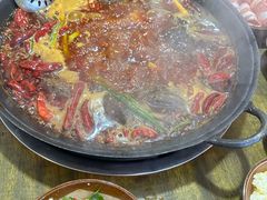 -黄潇洒老火锅(九眼桥宏济巷店)