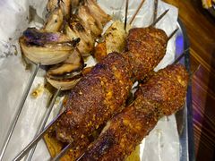 烤鸡翅-马路牙子地桌烤肉(工体店)