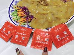 -小柒家第一锹东北菜(城关店)
