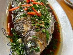-芦茨金富饭庄·25年老字号·专做稻草鸡