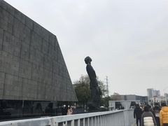 -侵华日军南京大屠杀遇难同胞纪念馆-停车场