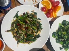 -黄泥岗·地道湖北菜(奥特莱斯店)