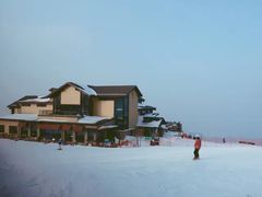 -中旅松花湖滑雪场