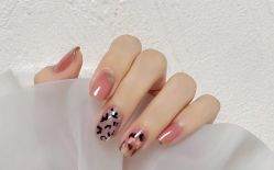 -兔猫ToMoreNails美甲美睫