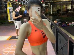 -威克健身游泳(万菱汇店)