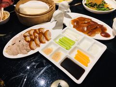 精品烤鸭-皇城根北京风味主题餐厅(中海环宇城店)