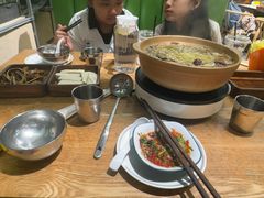 -菌小白火锅(时尚天河店)