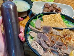 -鸭小妹鸭血粉丝(老门东店)