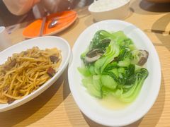 -渝信川菜 · 川味家常菜(财富购物中心店)