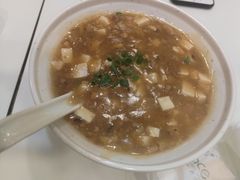 东阳沃豆腐-咬不得高祖生煎·简餐(高银街店)