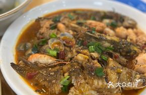 Stewed Small Fish with Fish Roe and Fish Bladder