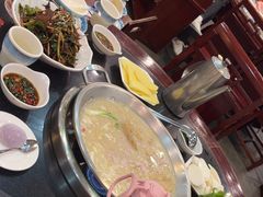 -老来福·非遗酸汤兔(凯旋路店)