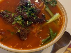 -粉八·云南米线·建水烧烤(常熟路店)