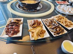 -野菌皇海景野生菌火锅(滨海大道店)