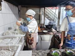 -正宗杨记普洱酸醋米线(总店)