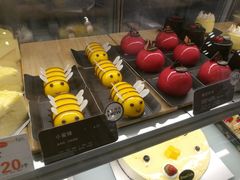 小蜜蜂-BreadTalk面包新语·烘焙蛋糕(东方宝泰广场店)