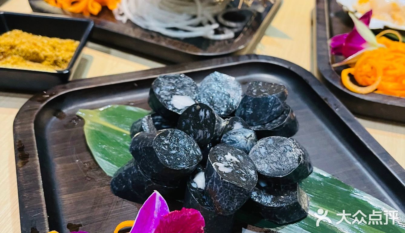 牛舌薄切说是薄切，但是比大多数店的份量要大