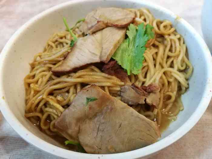 圆门干面馆(金禧店)-"很久没吃,刚好路过洗车就试试,还可以吧.