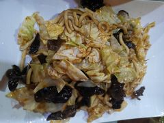 洋白菜烩土豆粉-素心斋素食餐厅