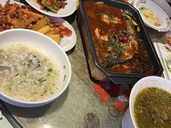 -巴特餐饮6加1音乐餐吧·新疆菜