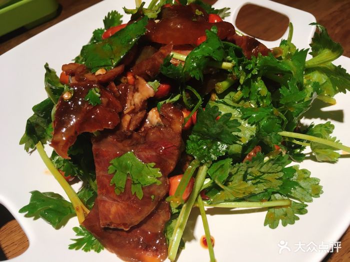 胖哥俩肉蟹煲(世茂店)盐边牛肉图片