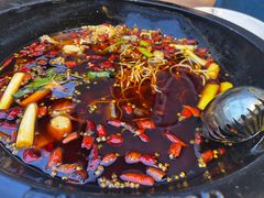 麻辣美蛙鱼头-蛙鱼潭美蛙鱼头火锅(解放碑瑞富广场店)
