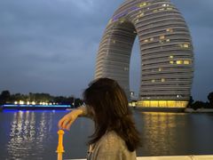 -湖州太湖旅游度假区-月亮广场