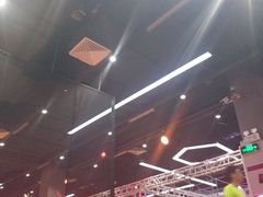 -酷跳蹦床主题公园(万胜广场店)