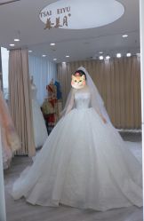 -台湾蔡美月婚纱租赁