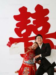 -雪中彩影婚纱摄影·微光艺术中心