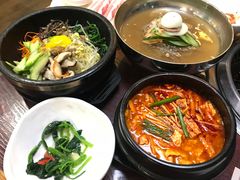 -明成宫韩国料理(沃尔玛购物广场店)