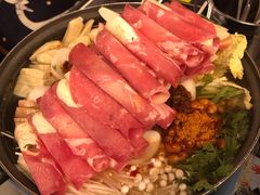 部队锅-MI WU FACTORY米屋美食工厂餐厅(绿地店)