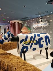 -奈尔宝家庭中心·亲子餐厅(北京东坝万达店)