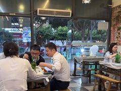 -金渝海鲜烧烤万州烤鱼店