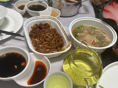 -红鼎豆捞·专注品质海鲜20年(宝丰路店)