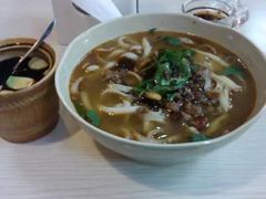 -顺溜·手工刀削面·黑金店(铜锣湾店)