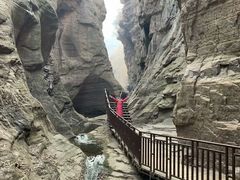 -龙潭大峡谷