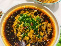 -犇逸·乐山跷脚牛肉·四川现炒(览海店)