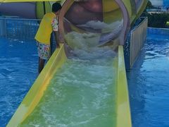 -欢乐水魔方水世界