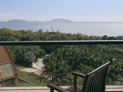 -三亚湾海居铂尔曼度假酒店