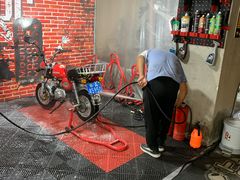 -摩道团机车工坊 摩托车维修 精洗店